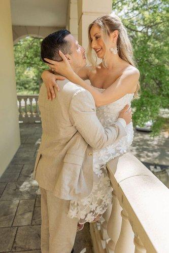 mobile - carousel-hero-element image-1