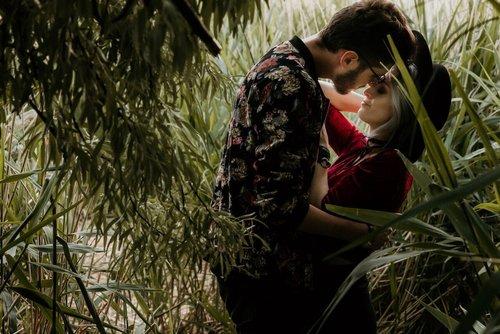 carousel-hero-element image-1