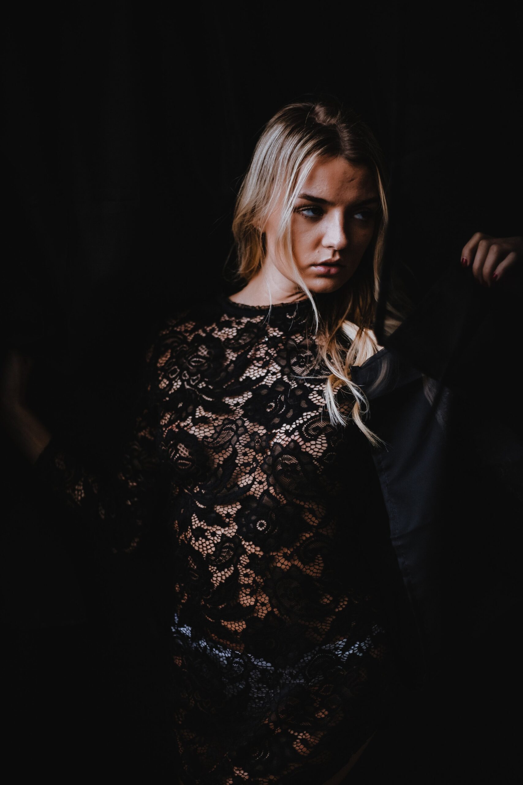 fashionIntimates.Annie.Portaits-13.jpg