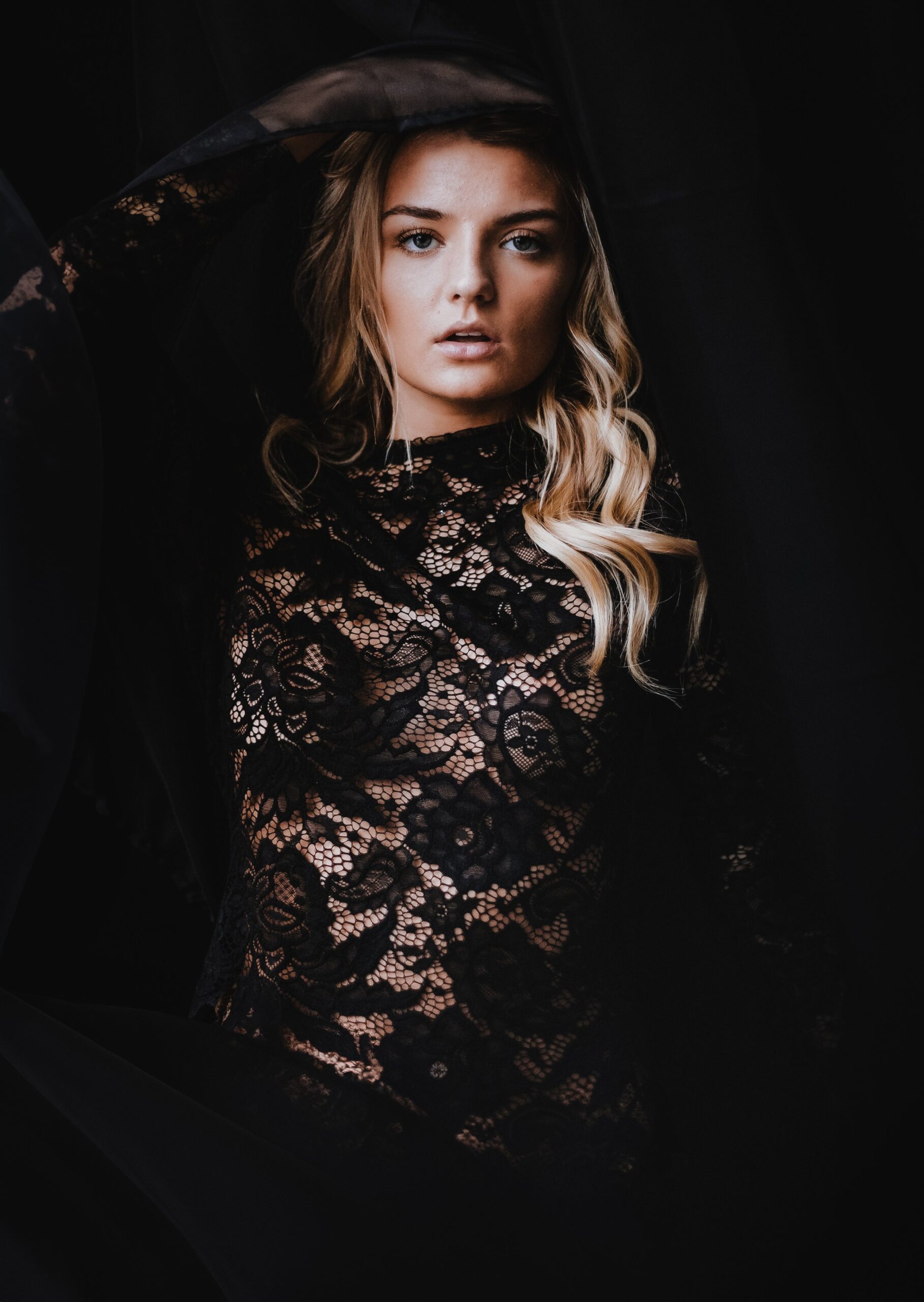 fashionIntimates.Annie.Portaits-17.jpg